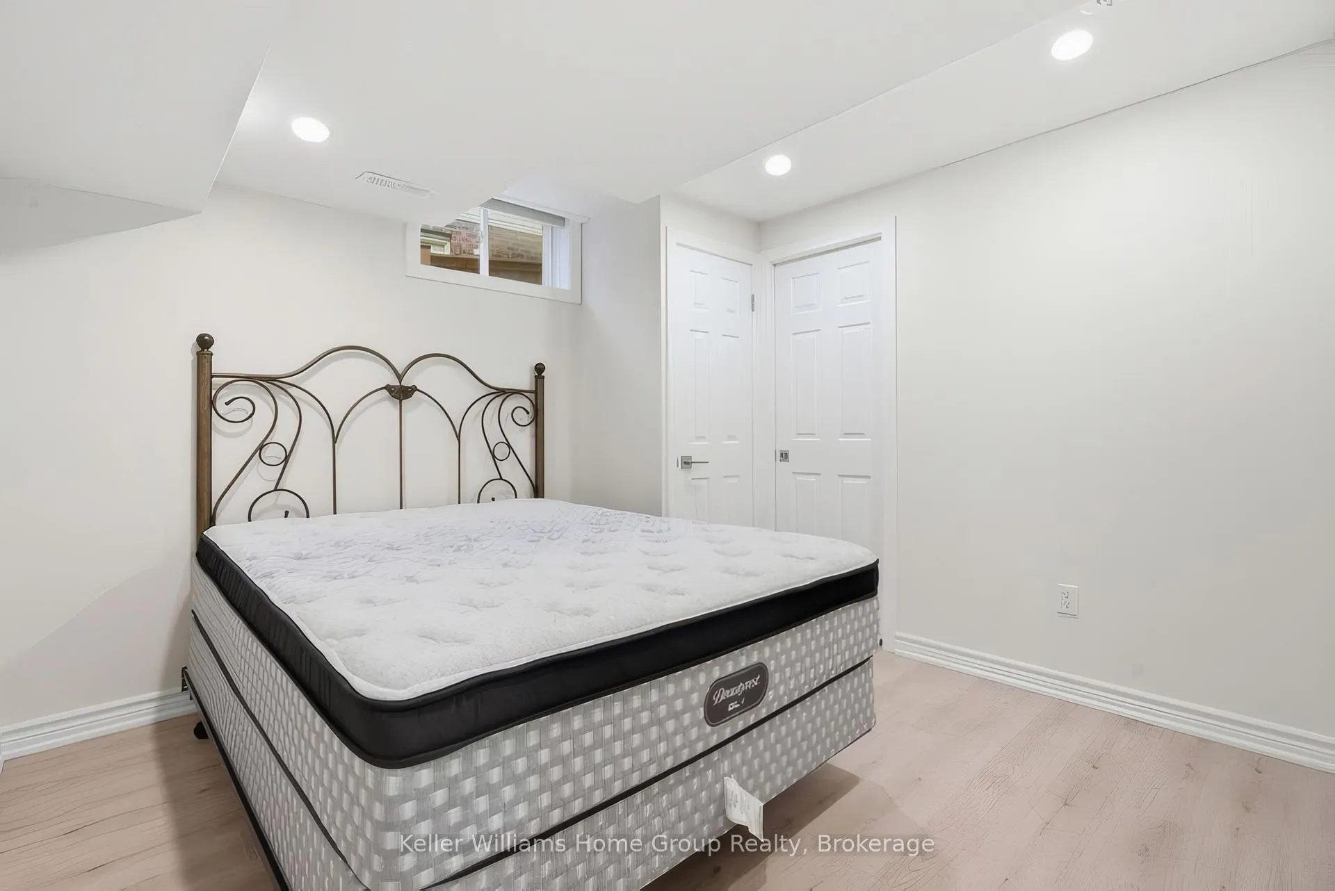 Photo 10 of Unit Lower, 33 Milson Crescent, Guelph, Kortright Hills — HOMEH