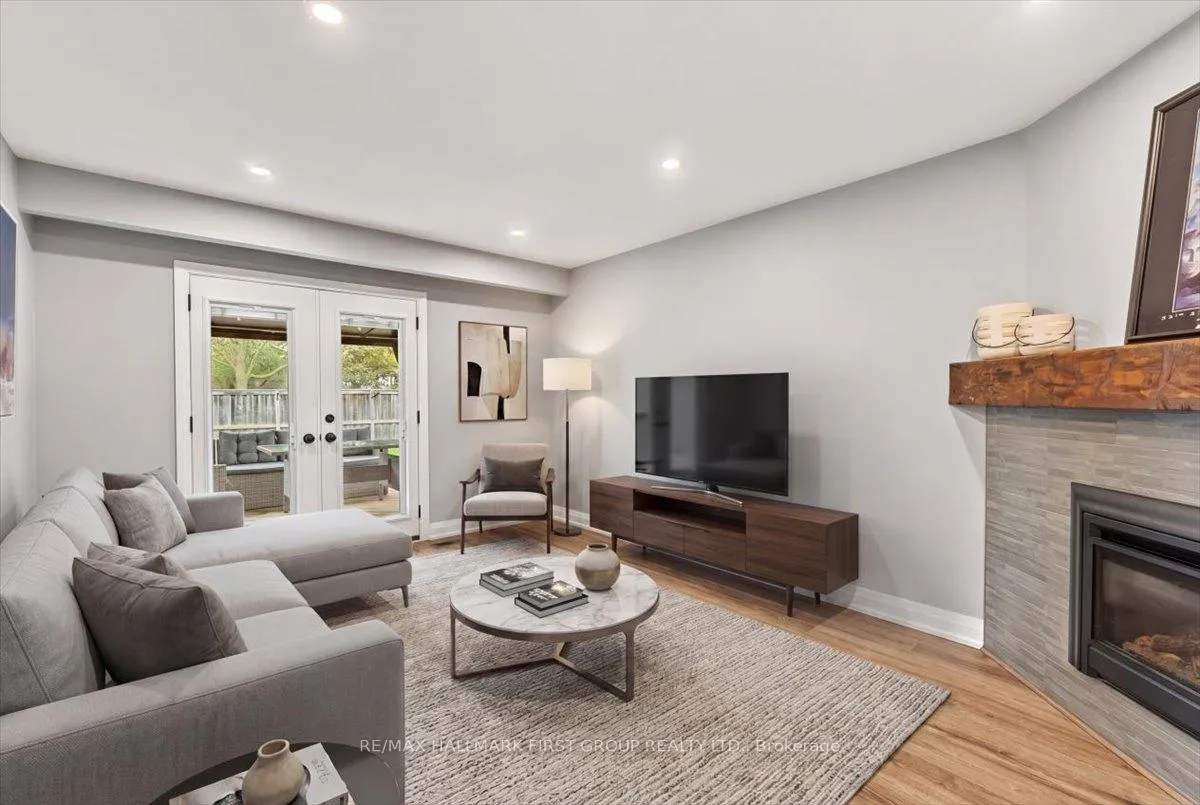 Photo 12 of 28 Heda Court, Whitby, Lynde Creek — HOMEH