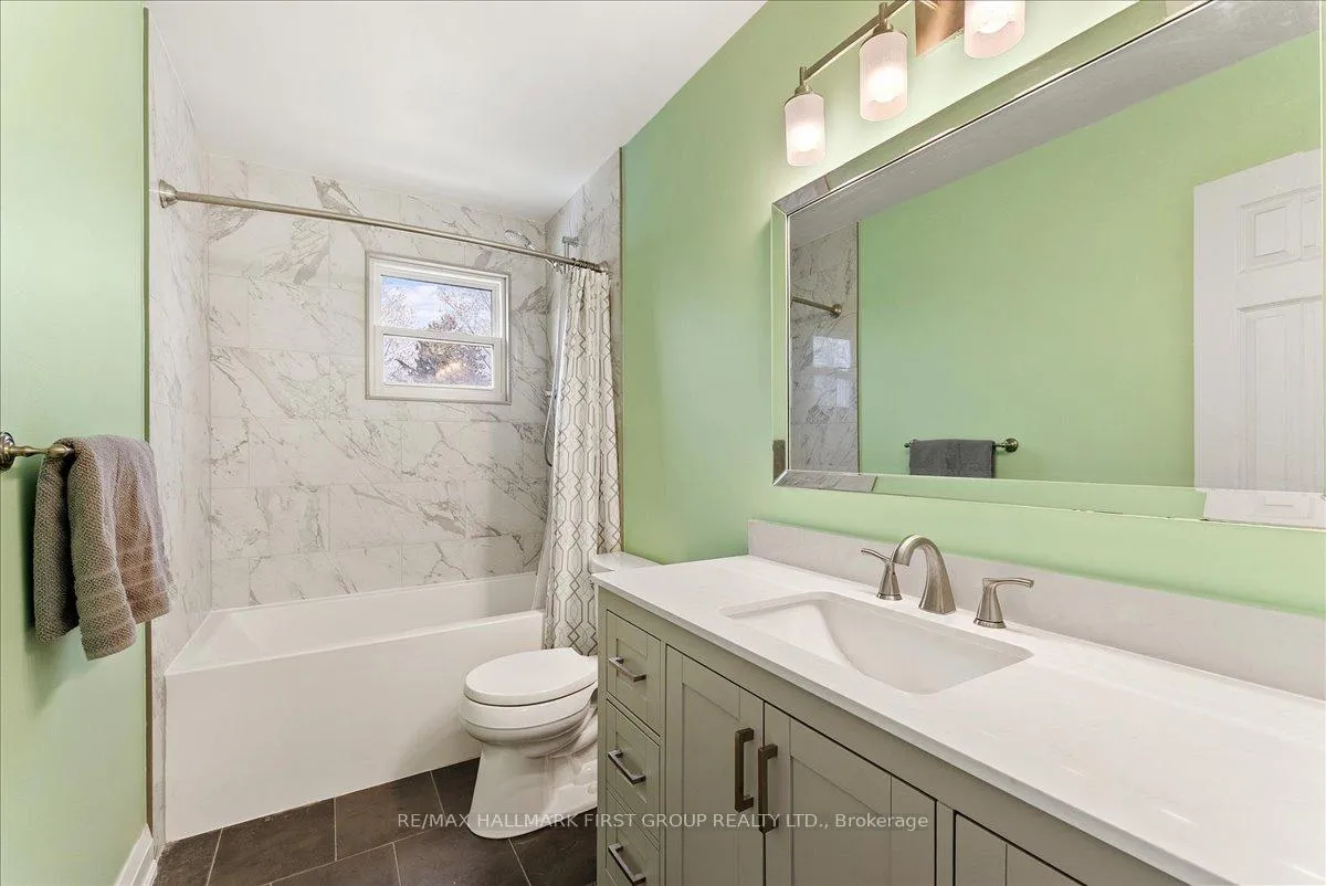 Photo 21 of 28 Heda Court, Whitby, Lynde Creek — HOMEH