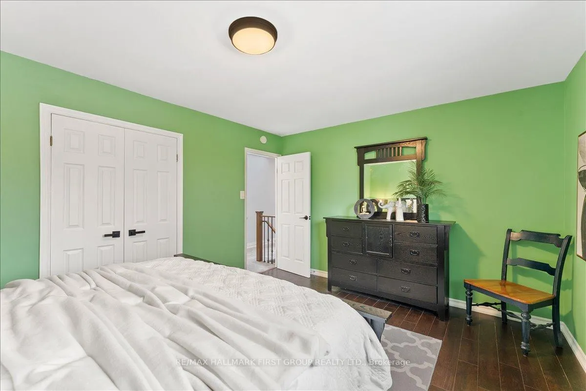 Photo 23 of 28 Heda Court, Whitby, Lynde Creek — HOMEH