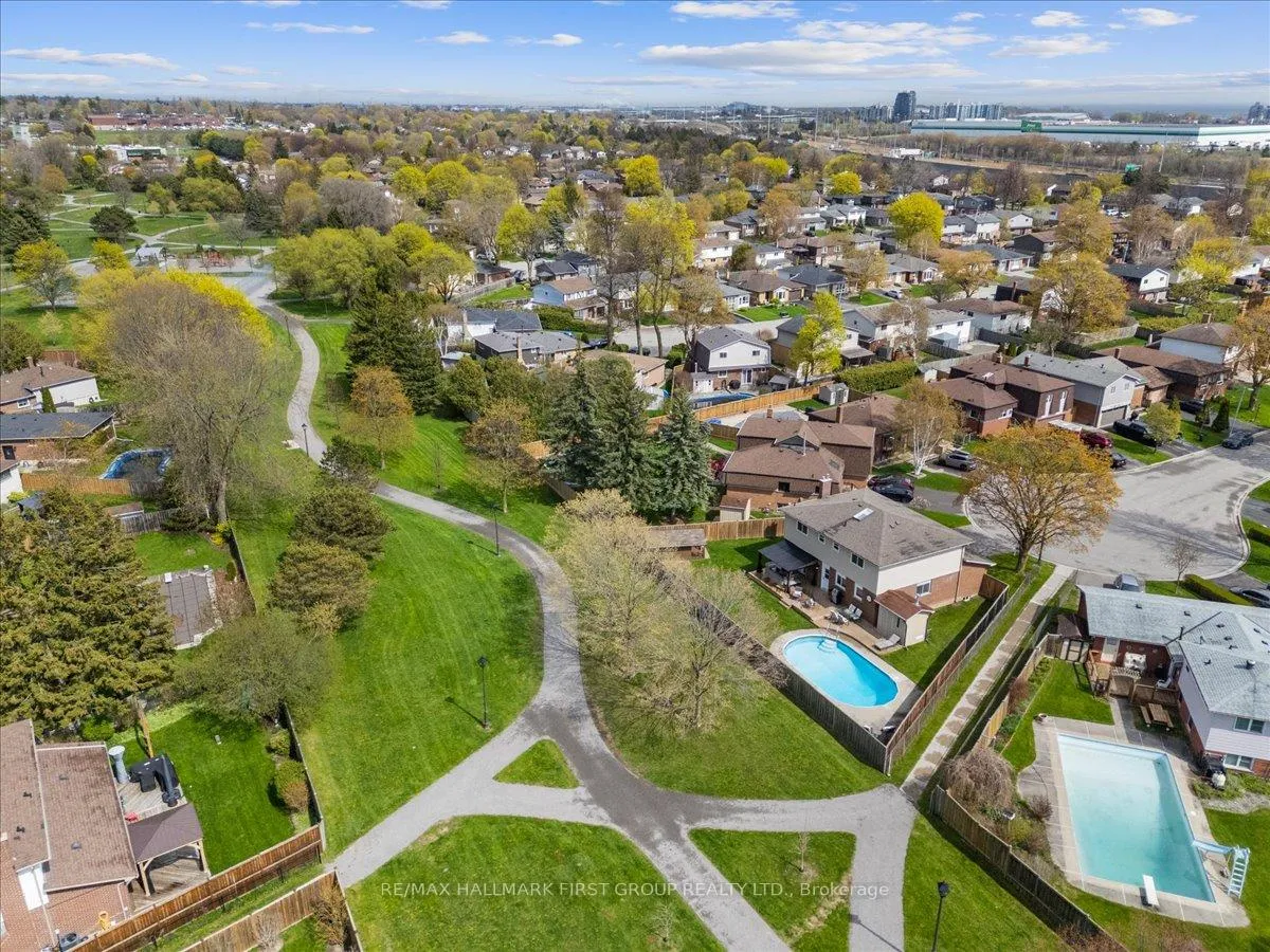 Photo 42 of 28 Heda Court, Whitby, Lynde Creek — HOMEH