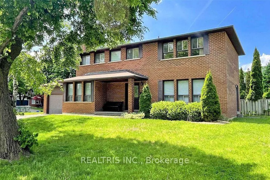 Photo 2 of 68 Gretman Crescent, Markham, Aileen-Willowbrook — HOMEH