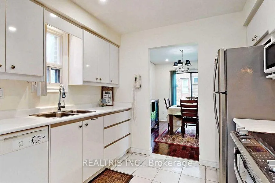 Photo 14 of 68 Gretman Crescent, Markham, Aileen-Willowbrook — HOMEH