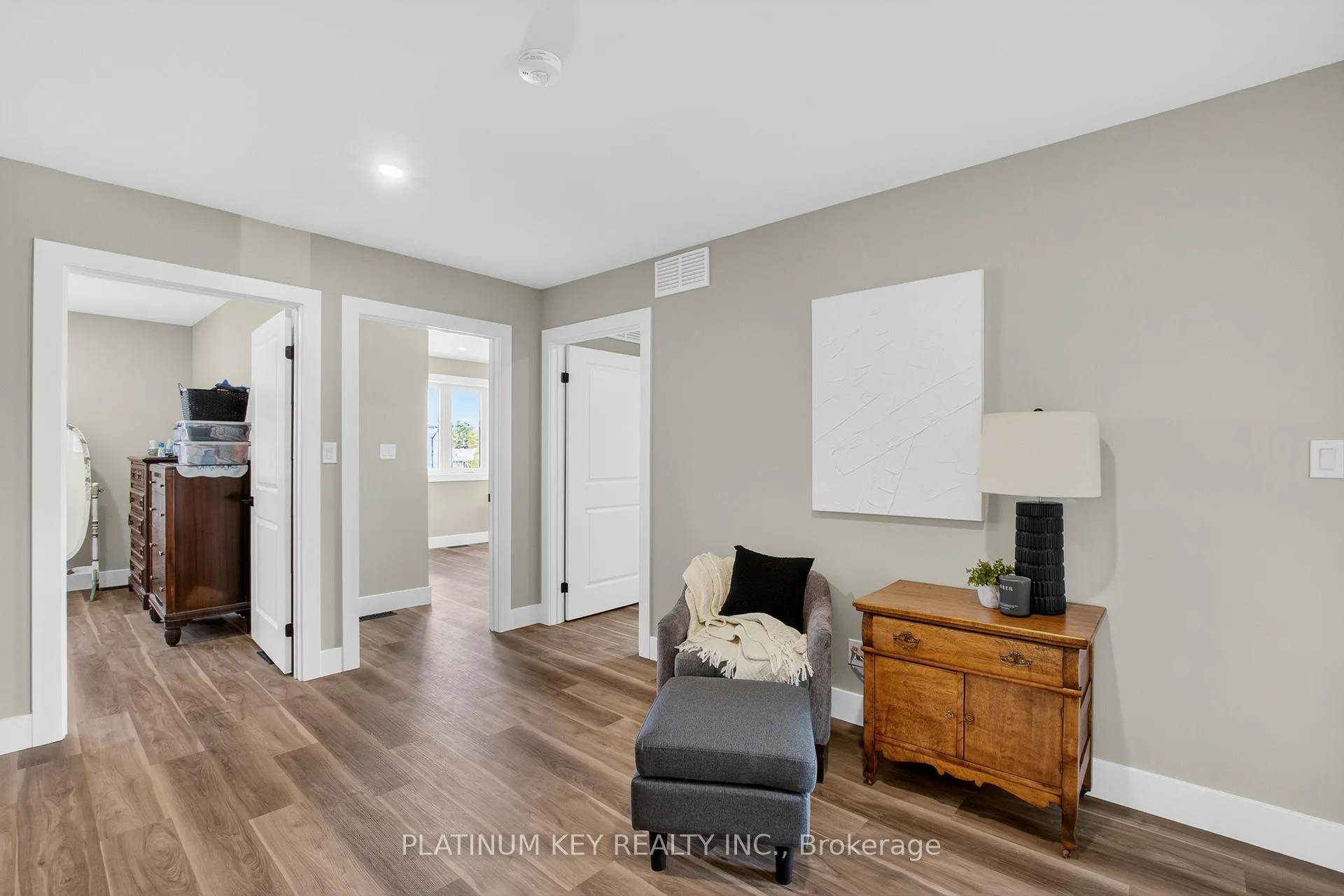 Photo 23 of 293 Main Street, North Middlesex, Parkhill — HOMEH