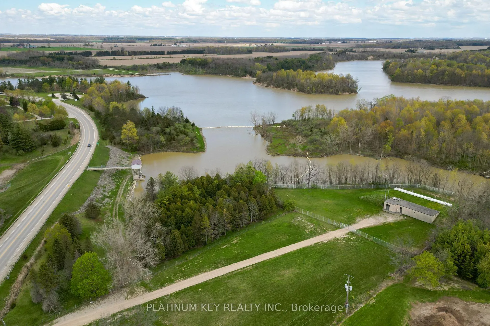 Photo 45 of 293 Main Street, North Middlesex, Parkhill — HOMEH
