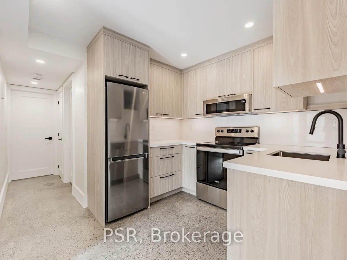 Photo 1 of Unit B, 33 Parkway Avenue, Toronto, Roncesvalles — HOMEH