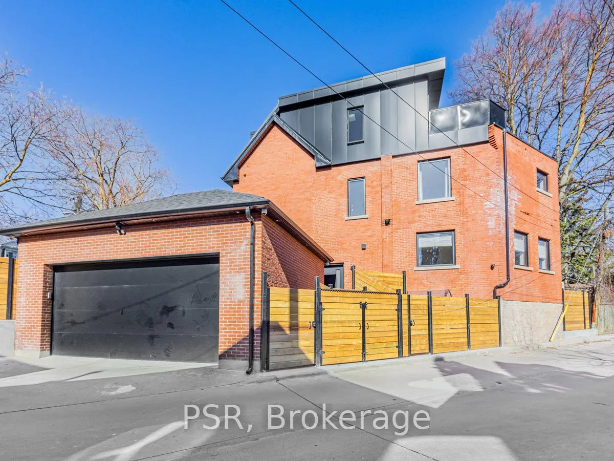 Photo 3 of Unit B, 33 Parkway Avenue, Toronto, Roncesvalles — HOMEH