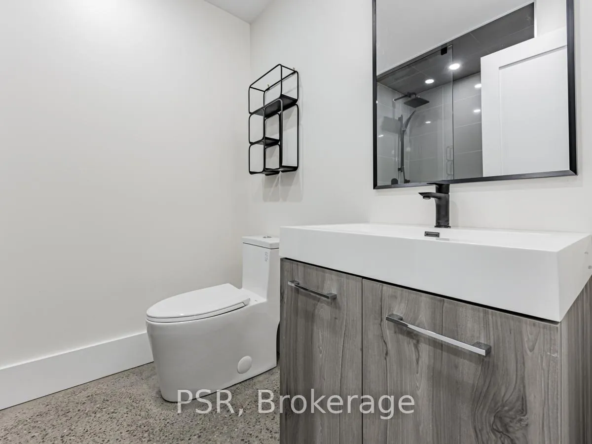 Photo 17 of Unit B, 33 Parkway Avenue, Toronto, Roncesvalles — HOMEH