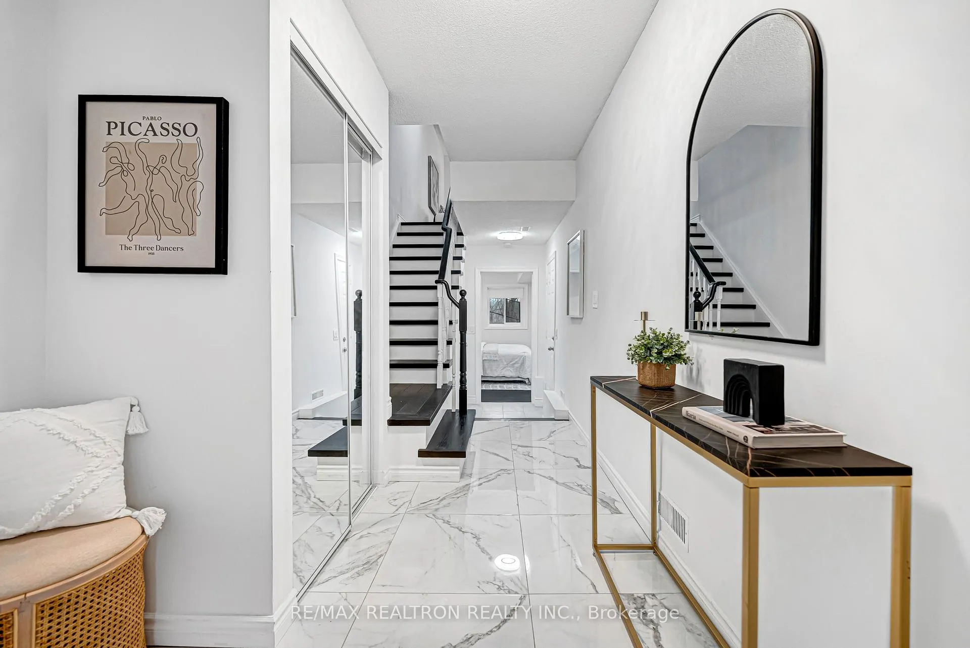 Photo 8 of Unit 11, 238 Galloway Road, Scarborough, West Hill — HOMEH