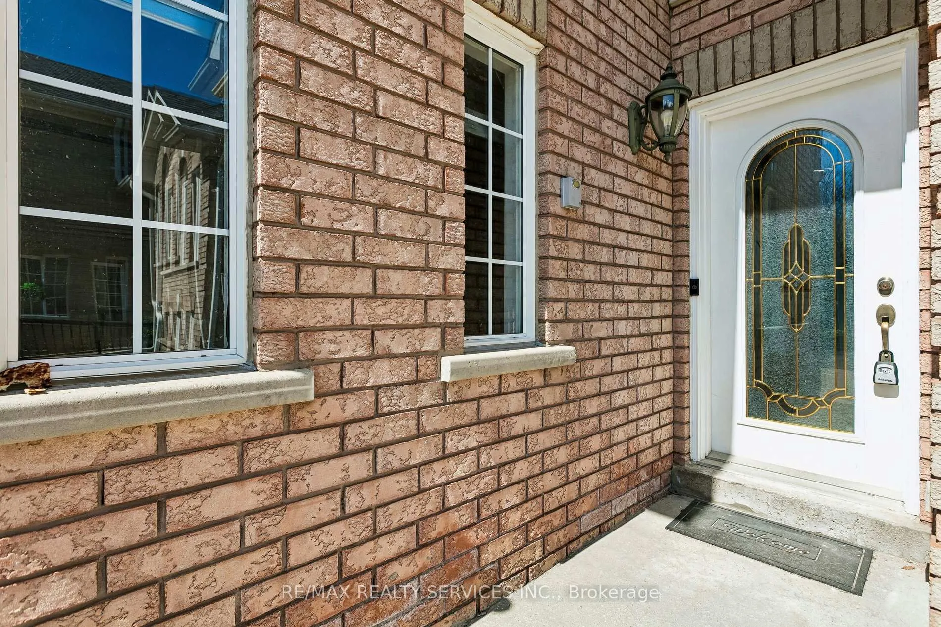 Photo 4 of 12 Goldie Avenue, Brampton, Northwest Sandalwood Parkway — HOMEH
