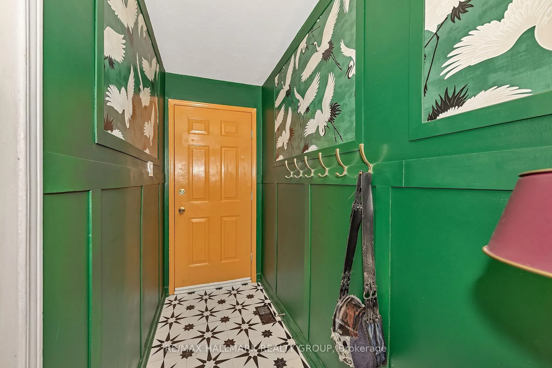 Photo 6 of 2661 Conn Street, Ottawa, Britannia — HOMEH