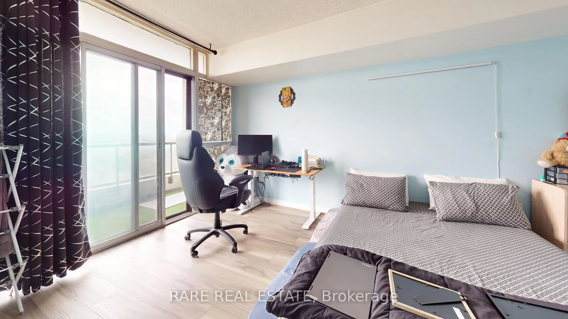 Photo 3 of Unit 1517, 1 Rowntree Road, Etobicoke, Mount Olive-Silverstone-Jamestown — HOMEH