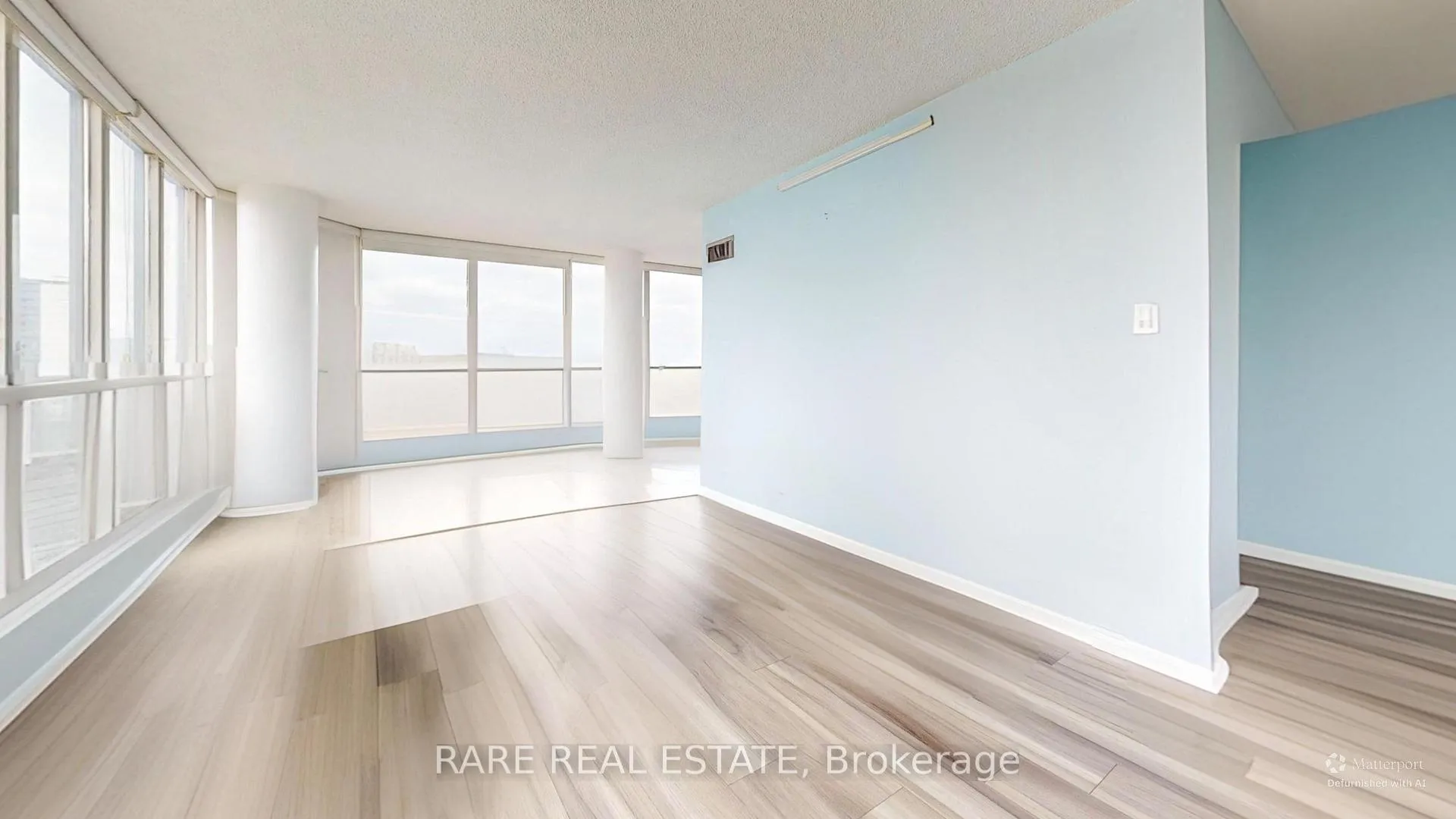 Photo 7 of Unit 1517, 1 Rowntree Road, Etobicoke, Mount Olive-Silverstone-Jamestown — HOMEH