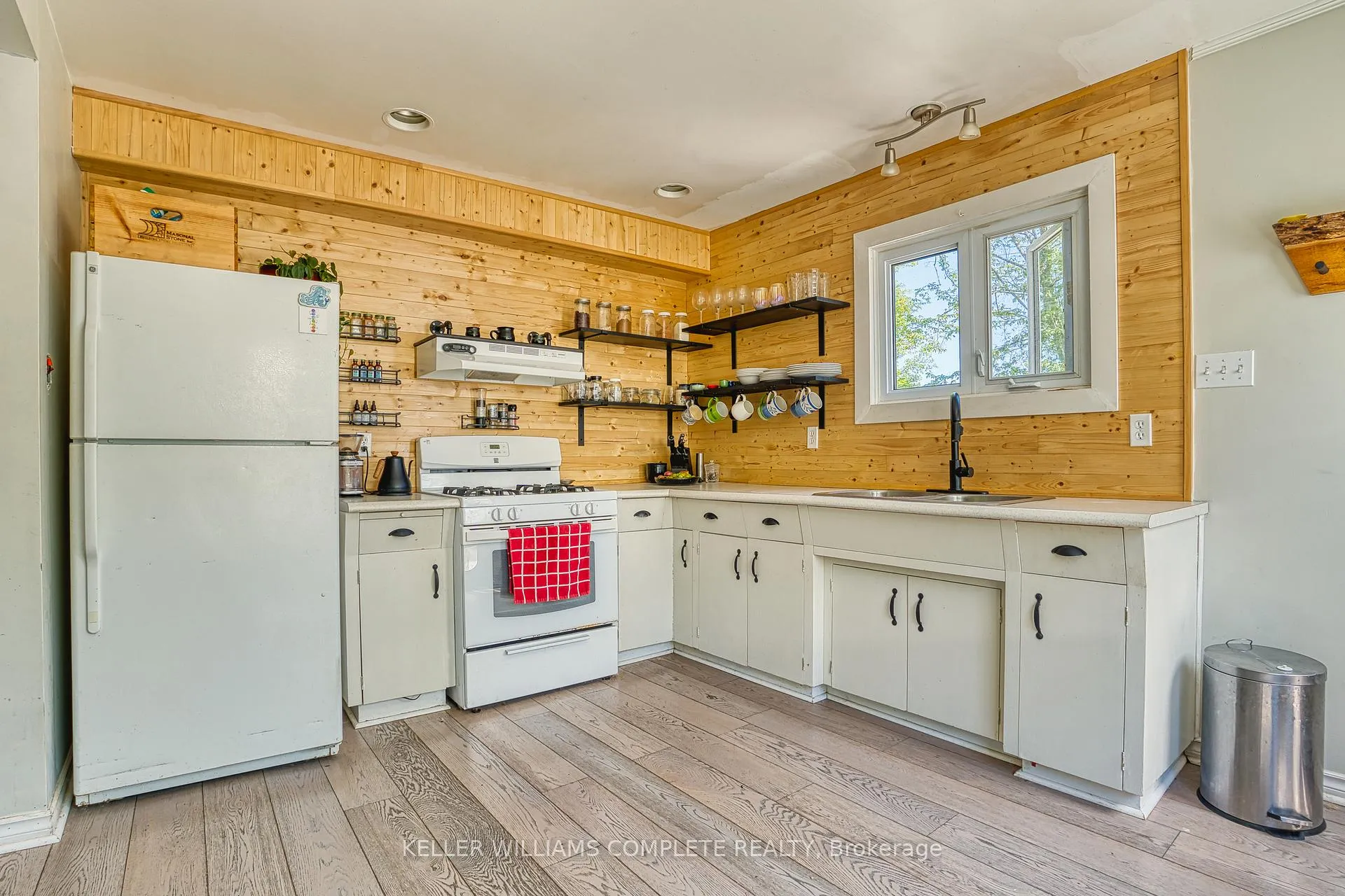 Photo 6 of 74434 Woodland Drive, Bluewater, Stanley — HOMEH