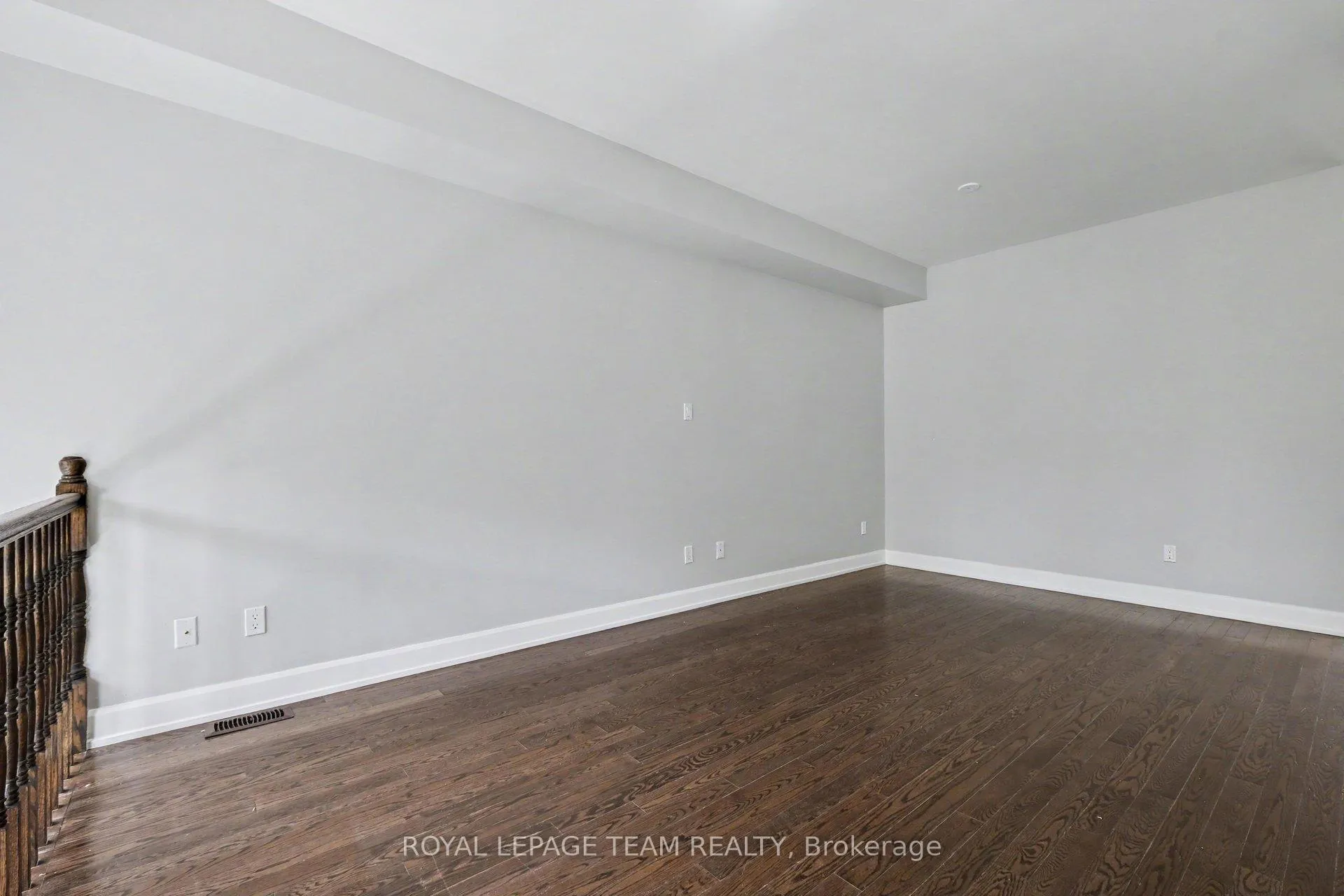 Photo 7 of 27 Dundalk Private, Ottawa, Barrhaven - Stonebridge — HOMEH