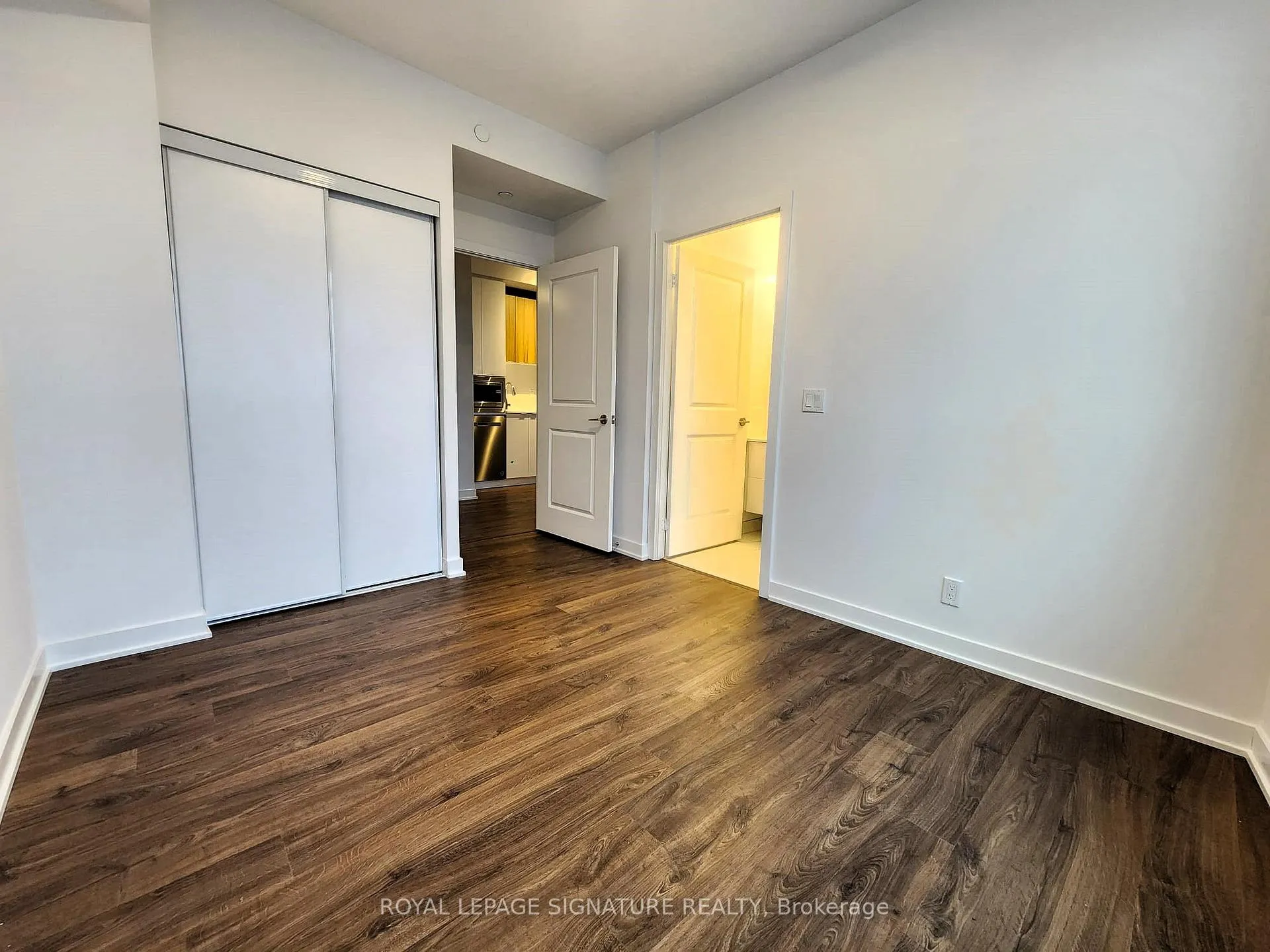 Photo 6 of Unit 2705, 50 Upper Mall Way, Vaughan, Brownridge — HOMEH