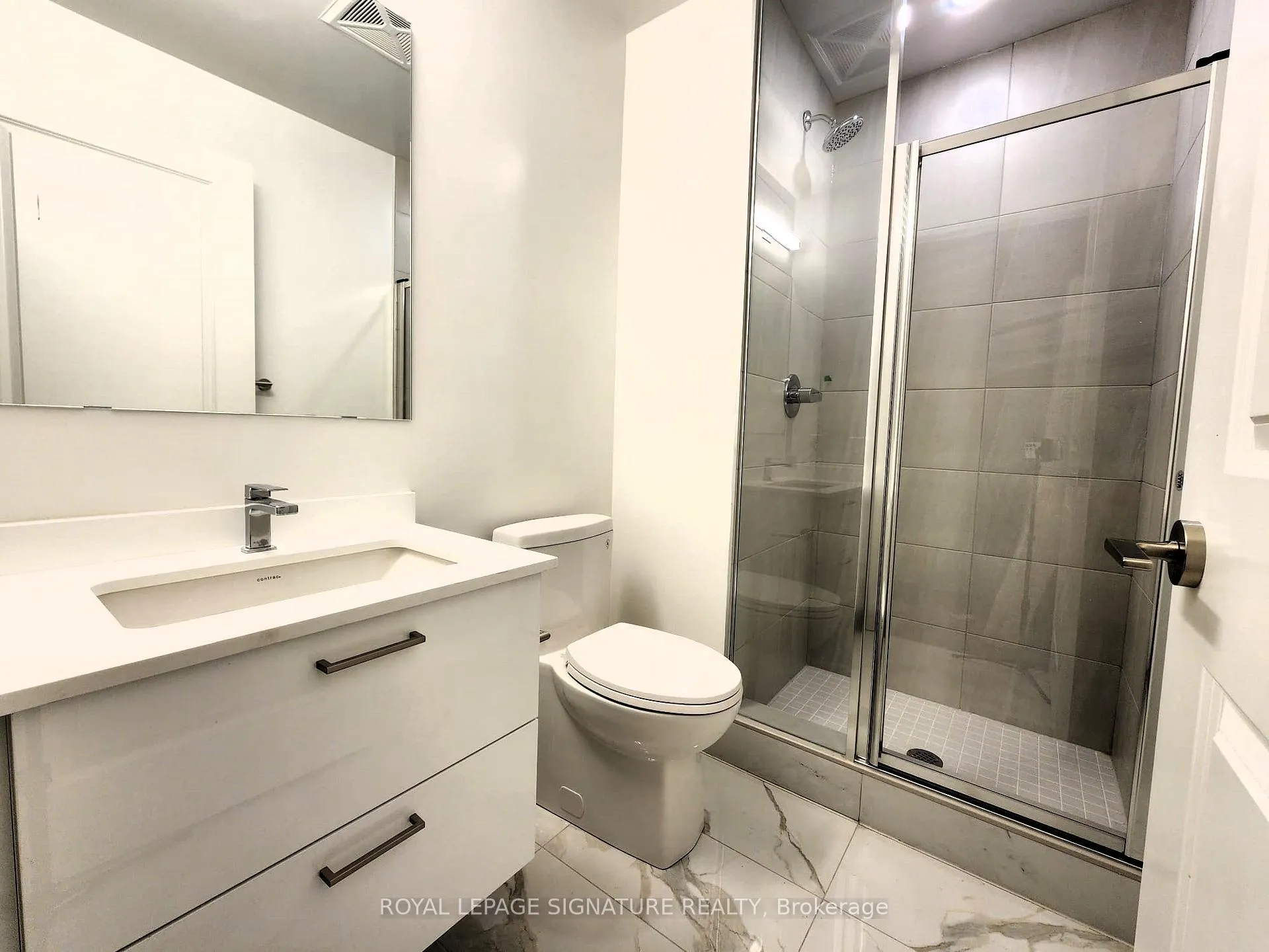 Photo 10 of Unit 2705, 50 Upper Mall Way, Vaughan, Brownridge — HOMEH