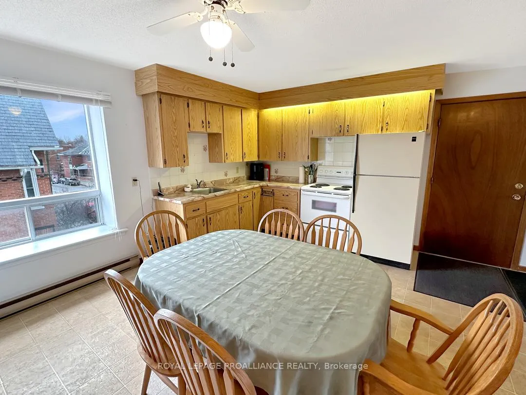Photo 6 of 91 St. Lawrence Street E, Madoc — HOMEH
