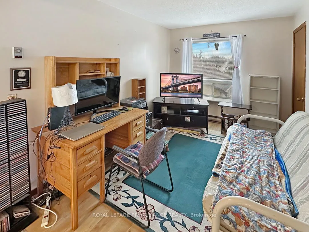 Photo 15 of 91 St. Lawrence Street E, Madoc — HOMEH