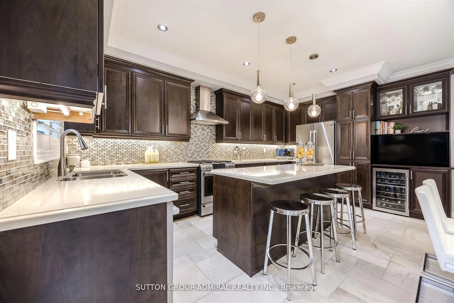 Photo 12 of 59 Aidan Drive, Vaughan, Vellore Village — HOMEH