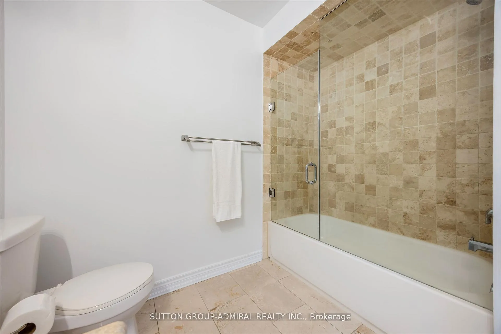 Photo 25 of 59 Aidan Drive, Vaughan, Vellore Village — HOMEH
