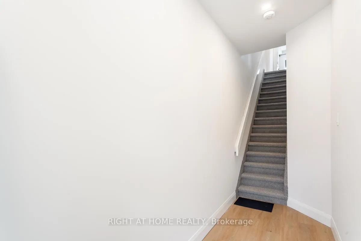 Photo 2 of Unit 2, 115 Catharine Street N, Hamilton, Beasley — HOMEH