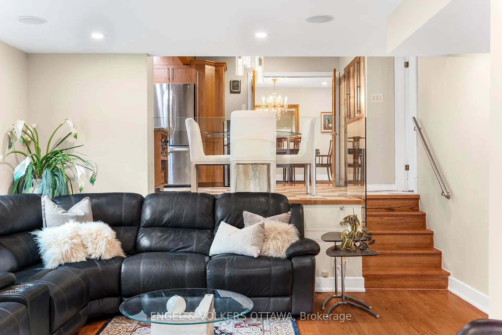 Photo 19 of 21 Tiffany Crescent, Ottawa, Kanata - Beaverbrook — HOMEH