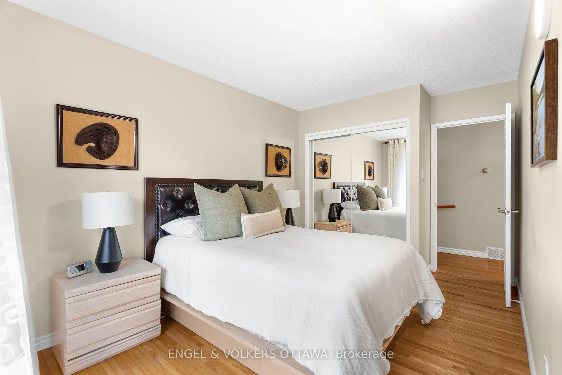 Photo 26 of 21 Tiffany Crescent, Ottawa, Kanata - Beaverbrook — HOMEH