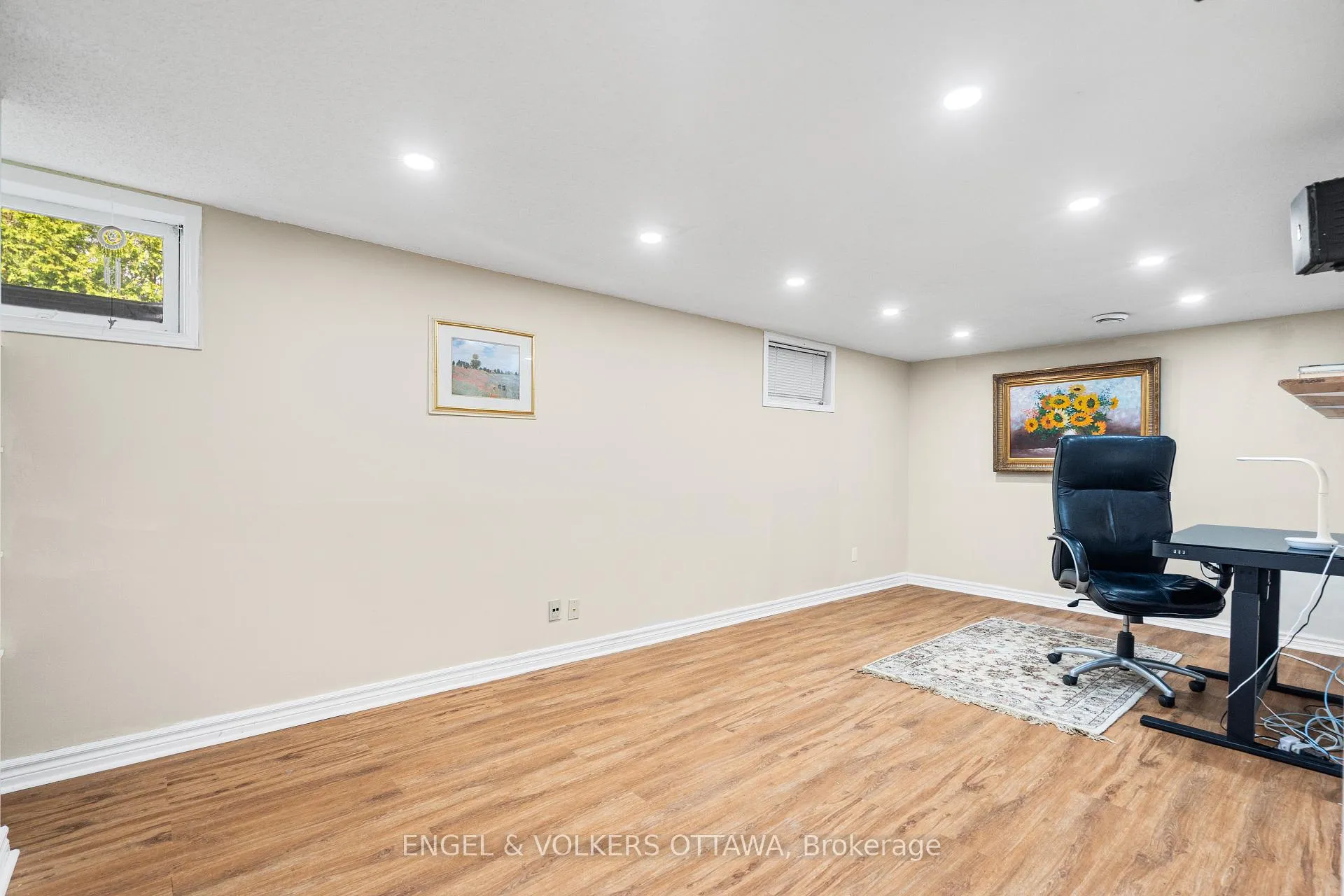 Photo 36 of 21 Tiffany Crescent, Ottawa, Kanata - Beaverbrook — HOMEH