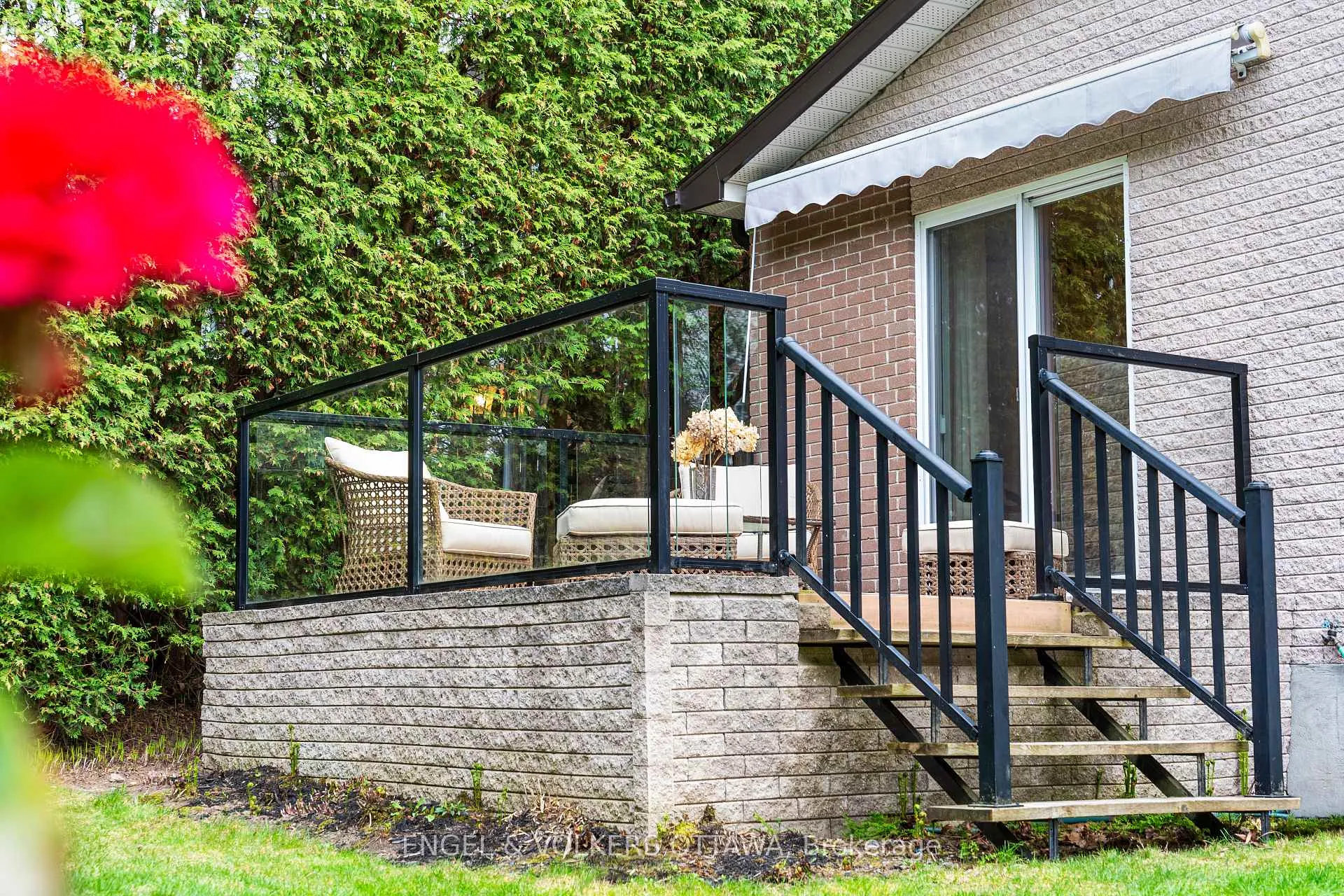 Photo 40 of 21 Tiffany Crescent, Ottawa, Kanata - Beaverbrook — HOMEH