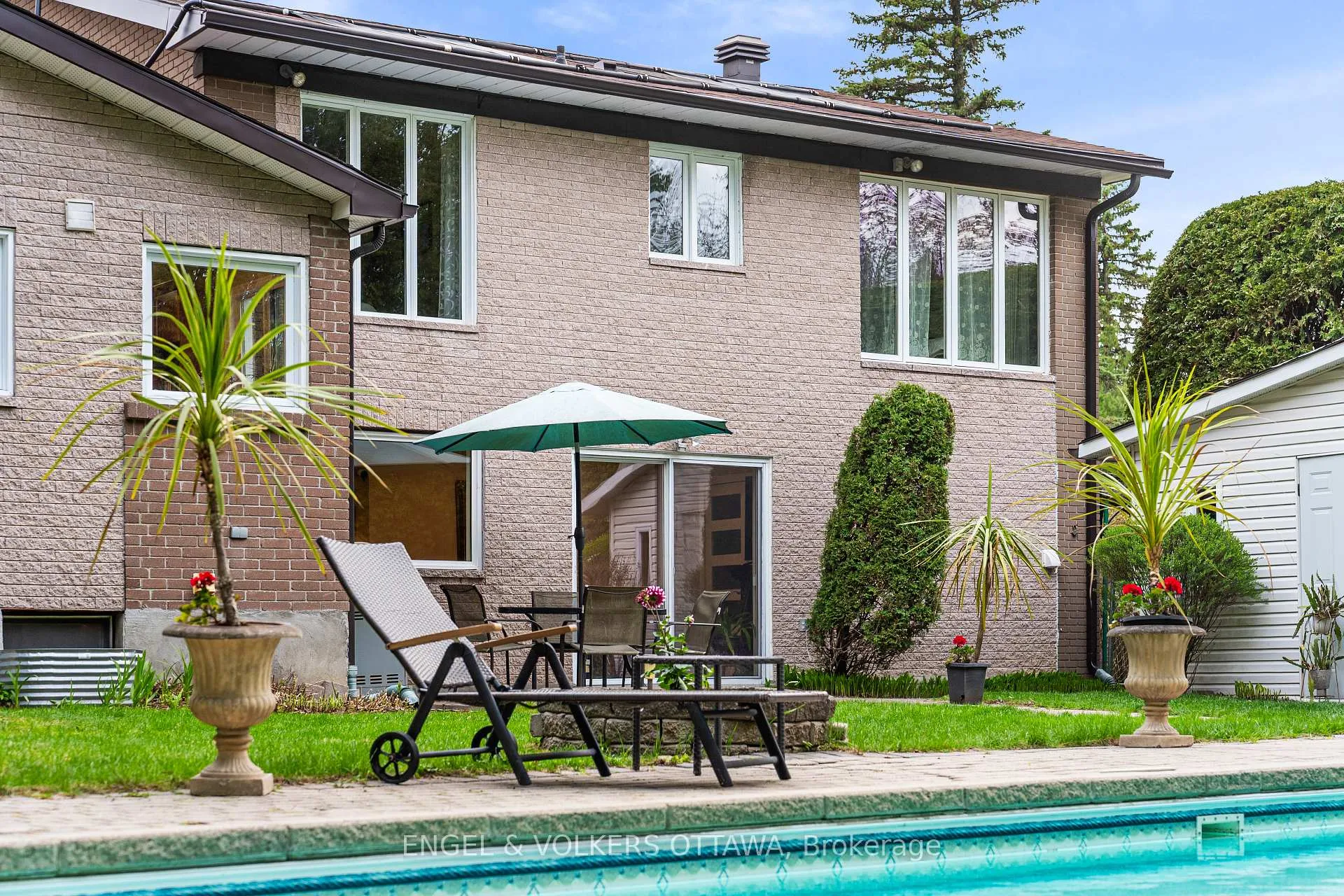 Photo 43 of 21 Tiffany Crescent, Ottawa, Kanata - Beaverbrook — HOMEH