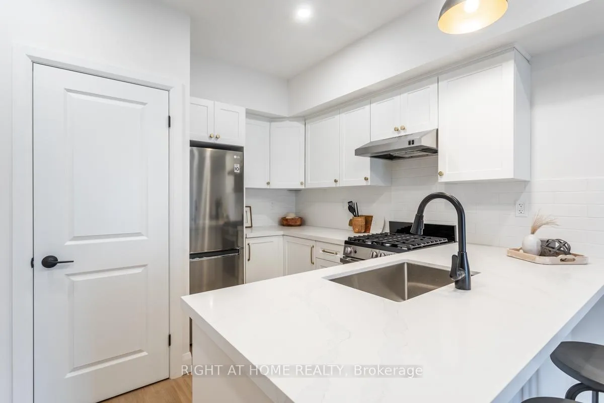Photo 1 of Unit 1, 113 Catharine Street N, Hamilton, Beasley — HOMEH
