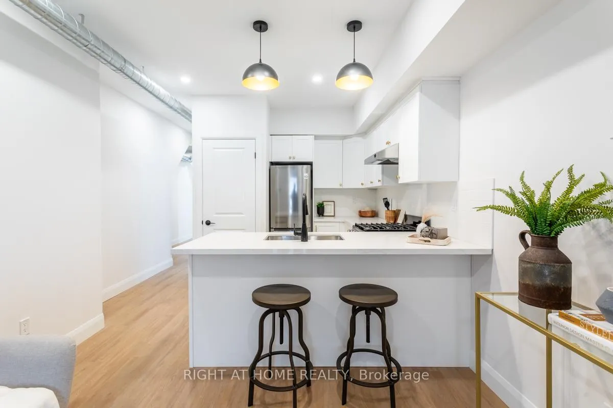 Photo 6 of Unit 1, 113 Catharine Street N, Hamilton, Beasley — HOMEH