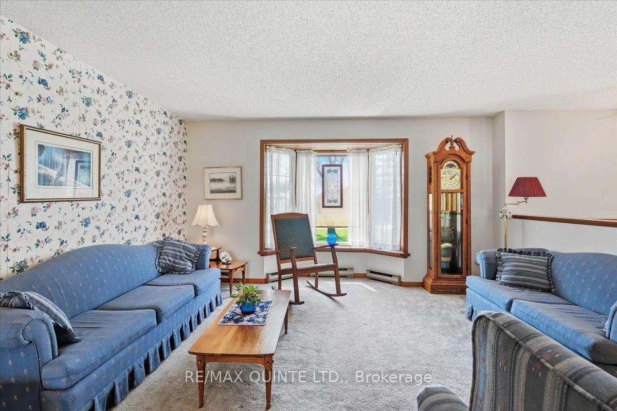 Photo 7 of 45 Shannon Road, Prince Edward County, Bloomfield Ward — HOMEH