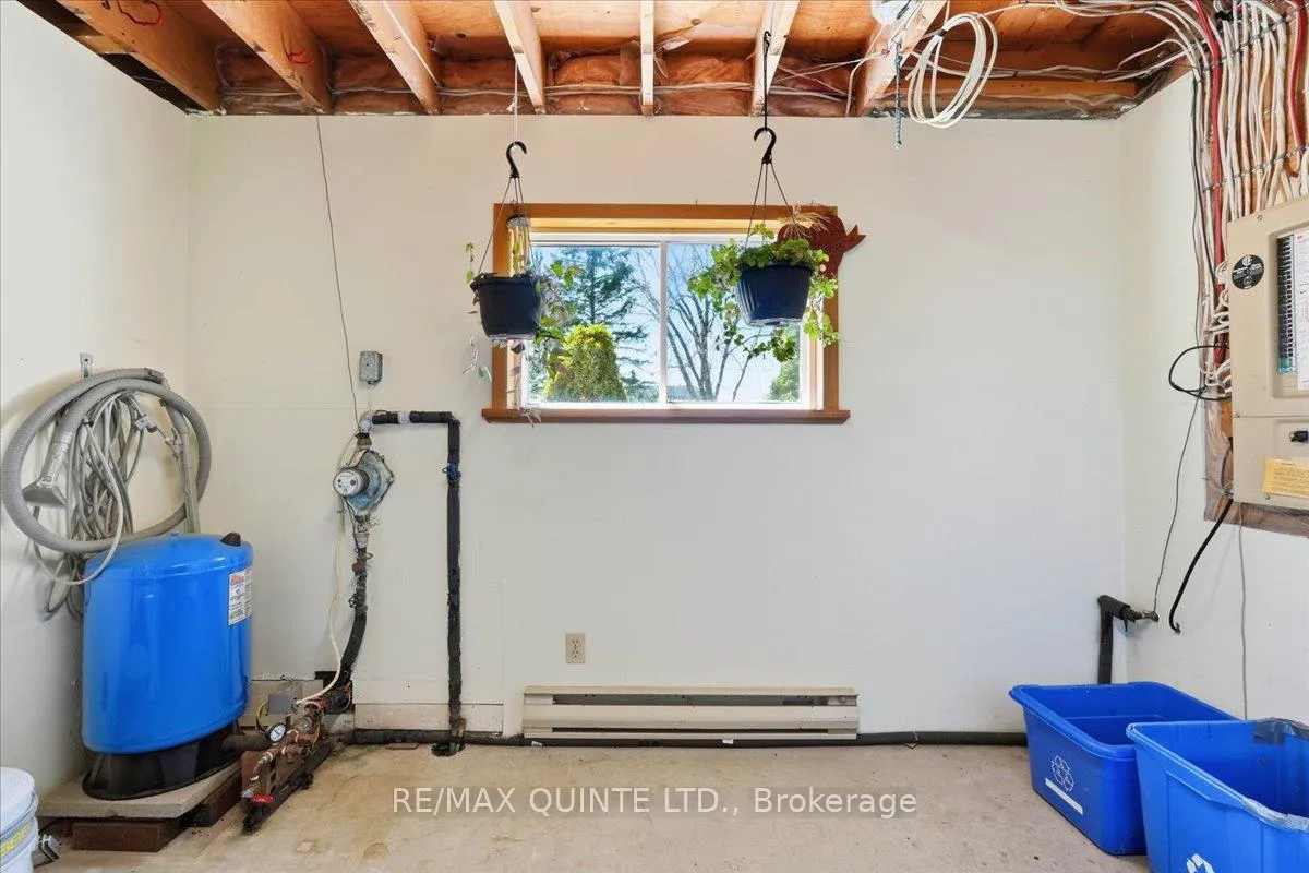 Photo 24 of 45 Shannon Road, Prince Edward County, Bloomfield Ward — HOMEH