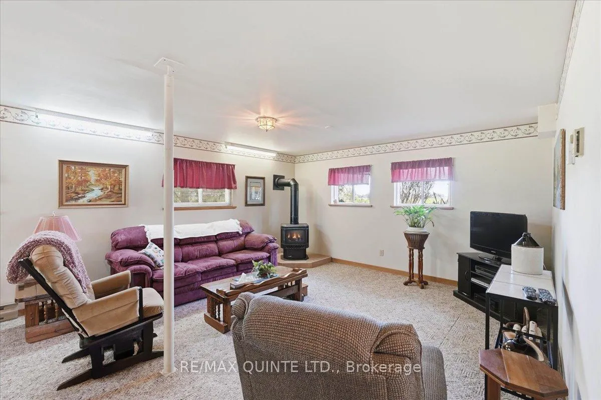 Photo 26 of 45 Shannon Road, Prince Edward County, Bloomfield Ward — HOMEH