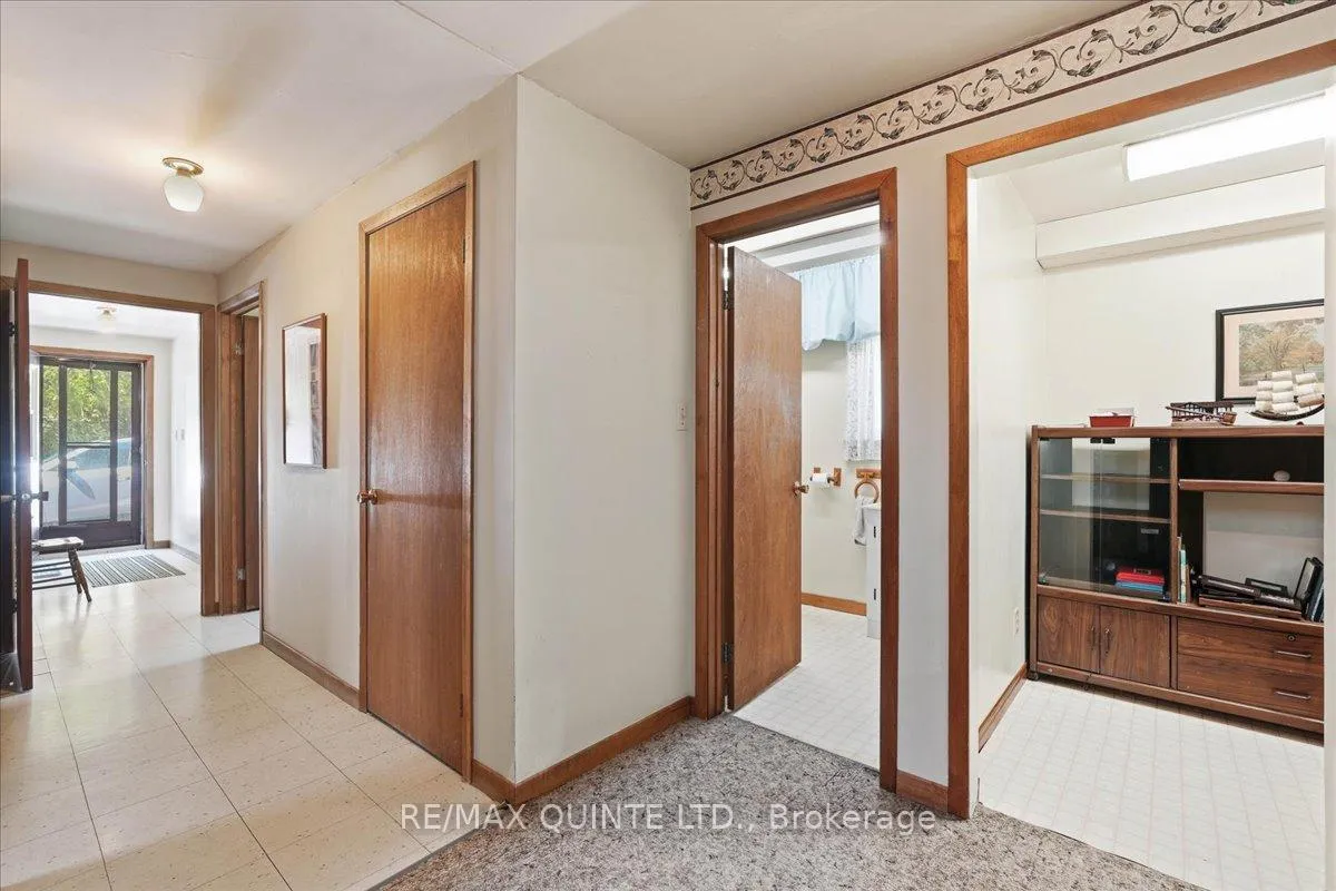 Photo 30 of 45 Shannon Road, Prince Edward County, Bloomfield Ward — HOMEH