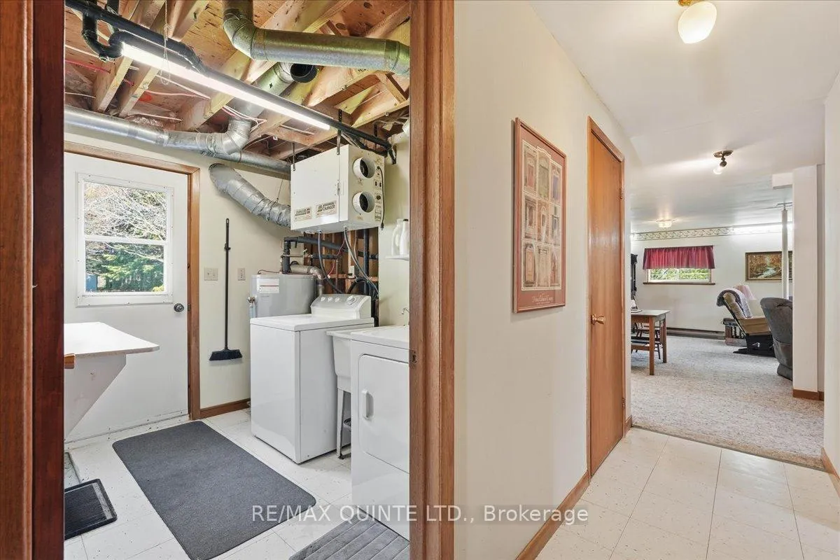 Photo 33 of 45 Shannon Road, Prince Edward County, Bloomfield Ward — HOMEH