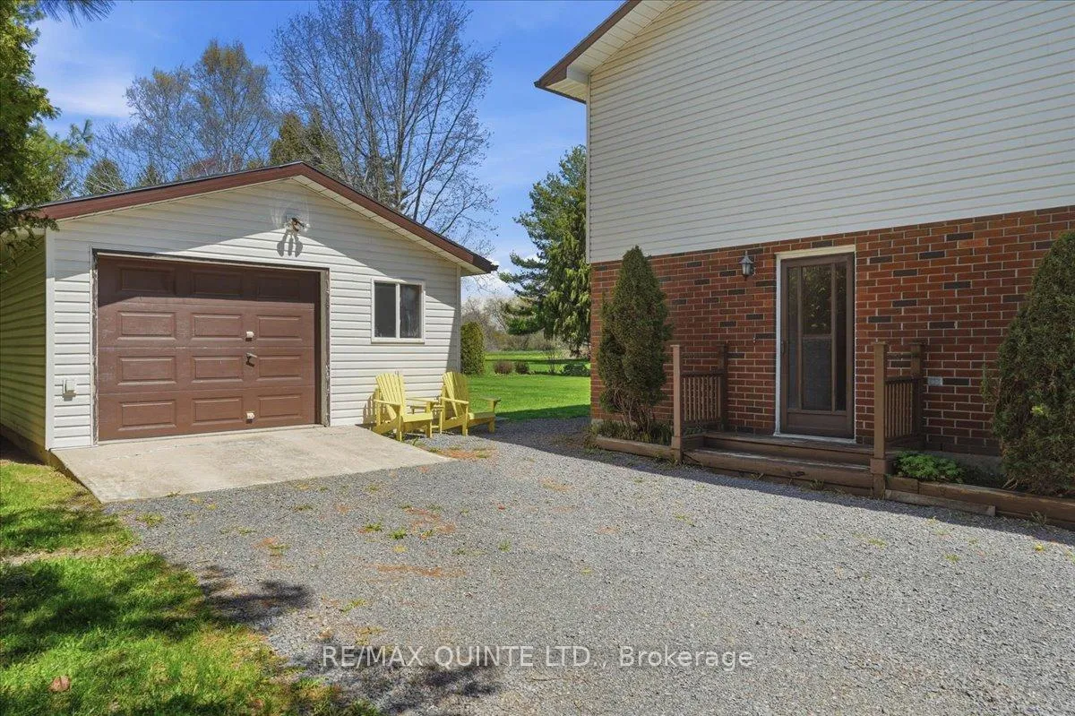Photo 39 of 45 Shannon Road, Prince Edward County, Bloomfield Ward — HOMEH