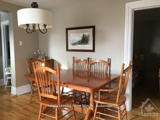 Photo 4 of Unit 2, 86 Bayswater Avenue, Ottawa, Hintonburg — HOMEH
