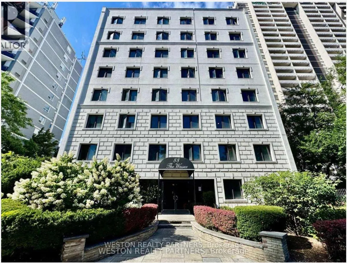 Photo 7 of Unit 708, 88 Wellesley Street E, Toronto, Church-Yonge Corridor — HOMEH