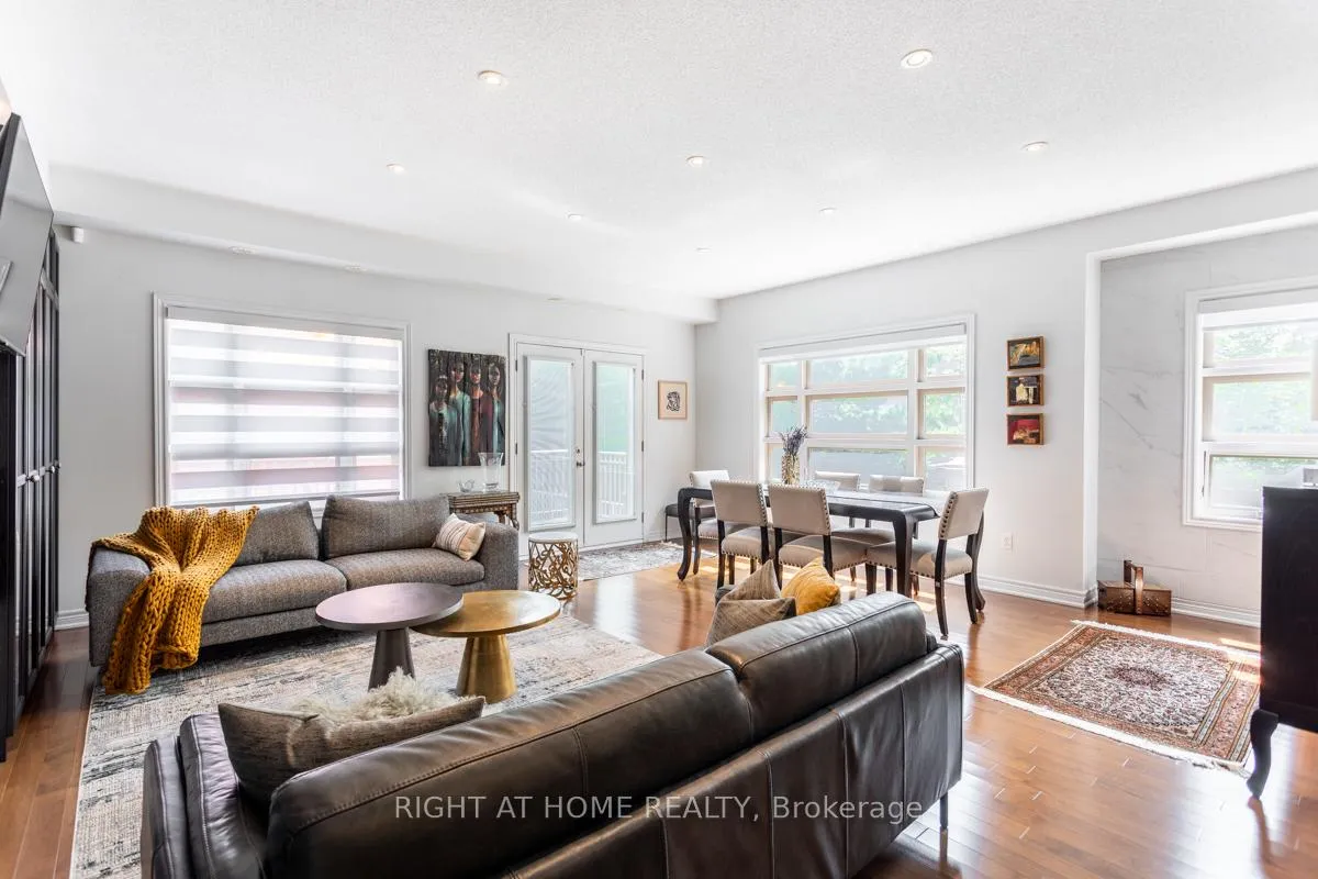 Photo 6 of Unit 28, 2460 Prince Michael Drive, Oakville, Joshua Creek — HOMEH