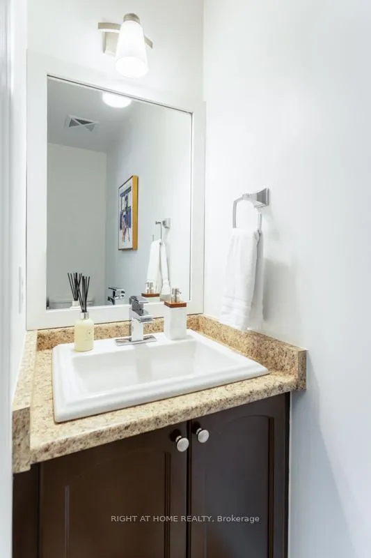 Photo 13 of Unit 28, 2460 Prince Michael Drive, Oakville, Joshua Creek — HOMEH