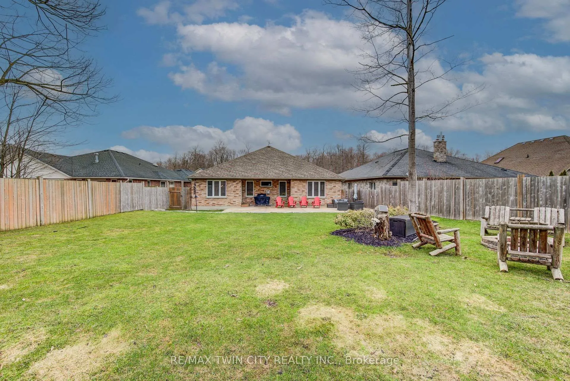 Photo 46 of 77 Laschinger Boulevard, Wilmot, New Hamburg — HOMEH