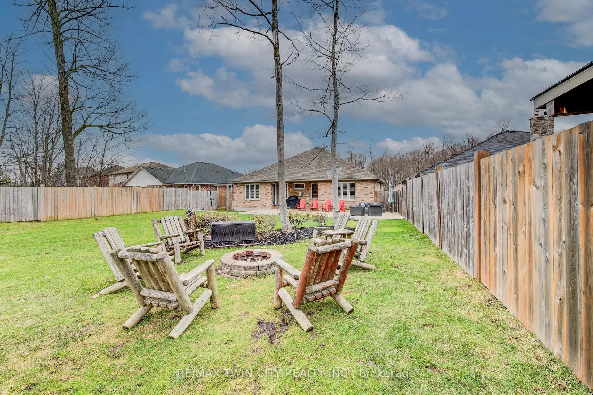 Photo 47 of 77 Laschinger Boulevard, Wilmot, New Hamburg — HOMEH