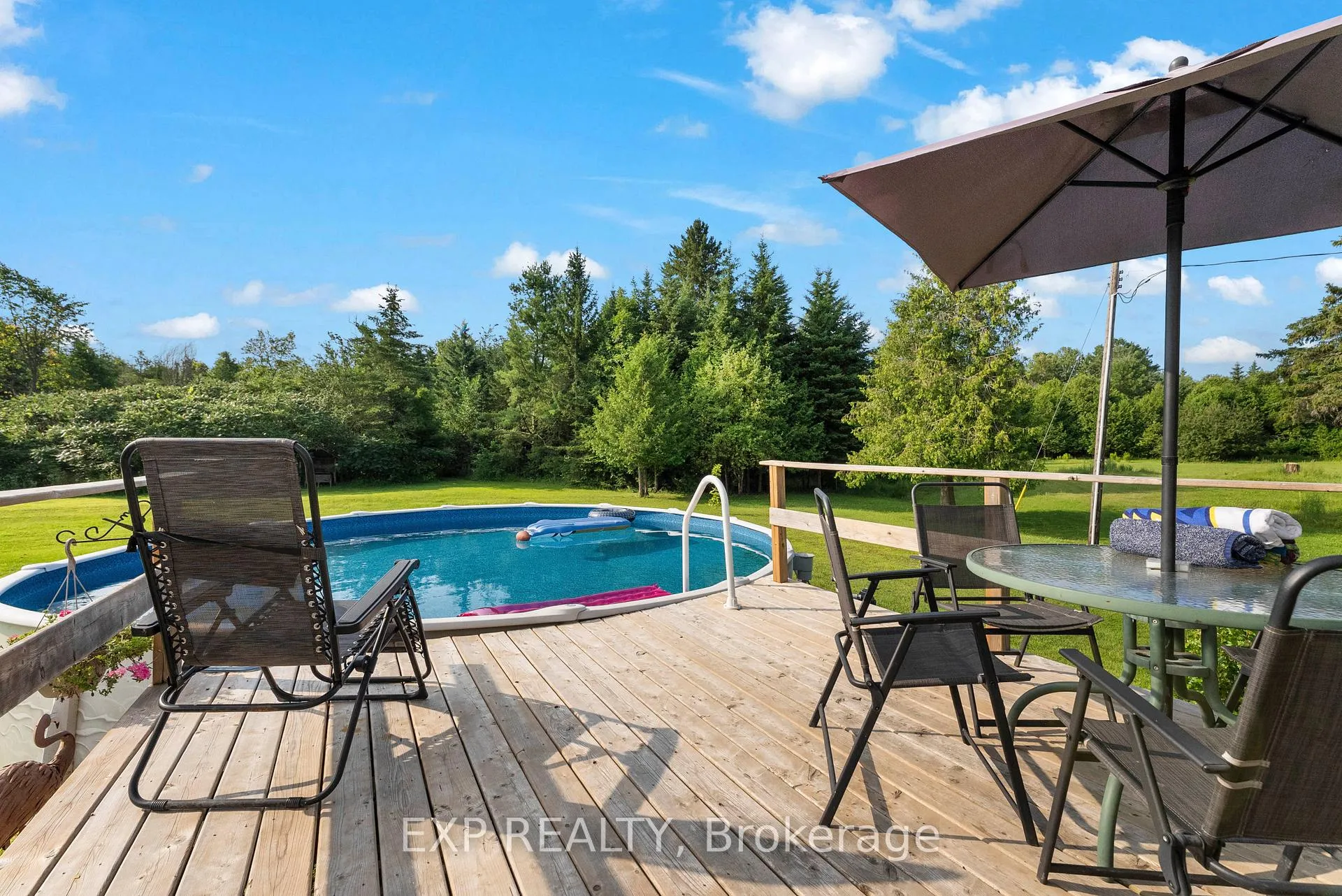 Photo 8 of 2427 Lochwinnoch Road, Horton, Horton Twp — HOMEH