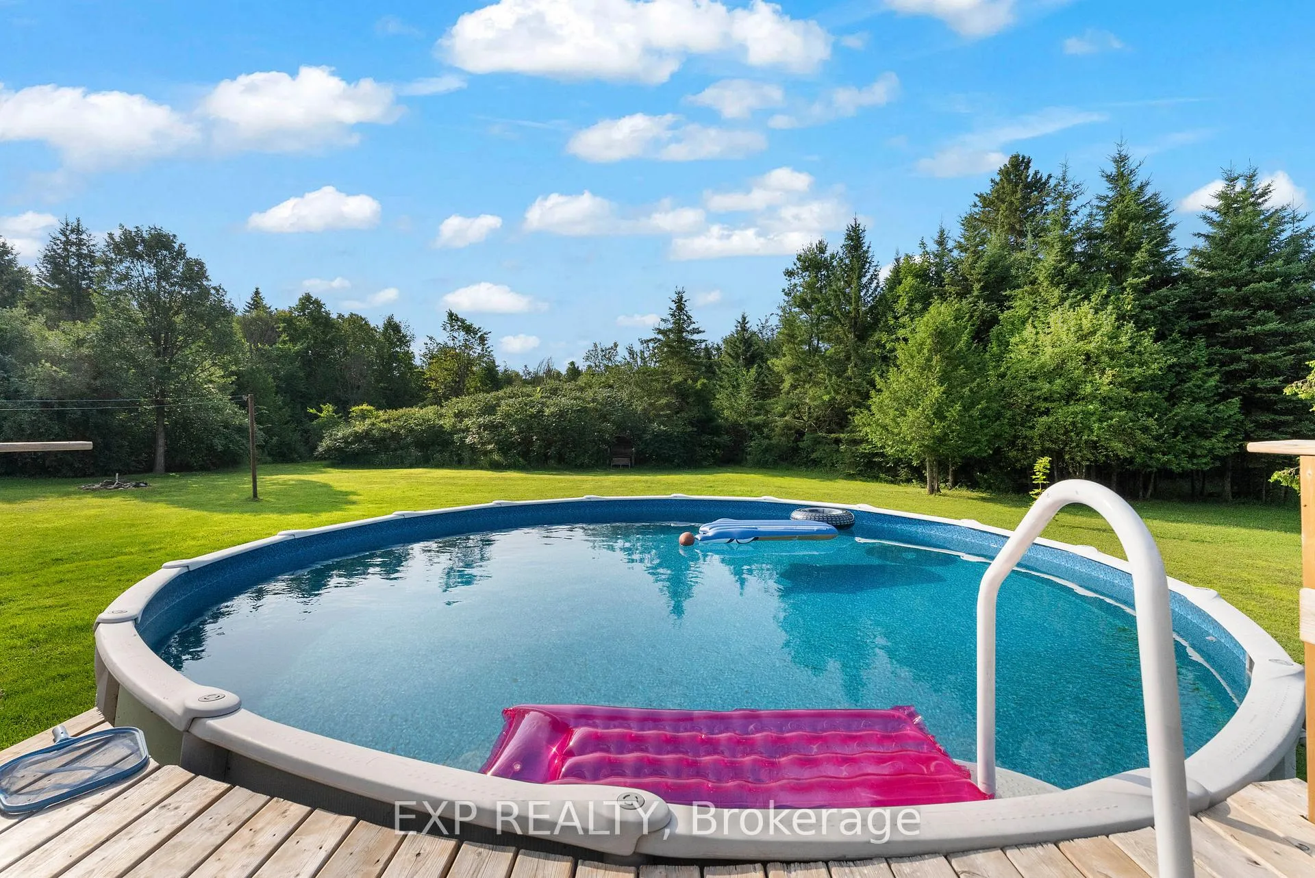 Photo 9 of 2427 Lochwinnoch Road, Horton, Horton Twp — HOMEH