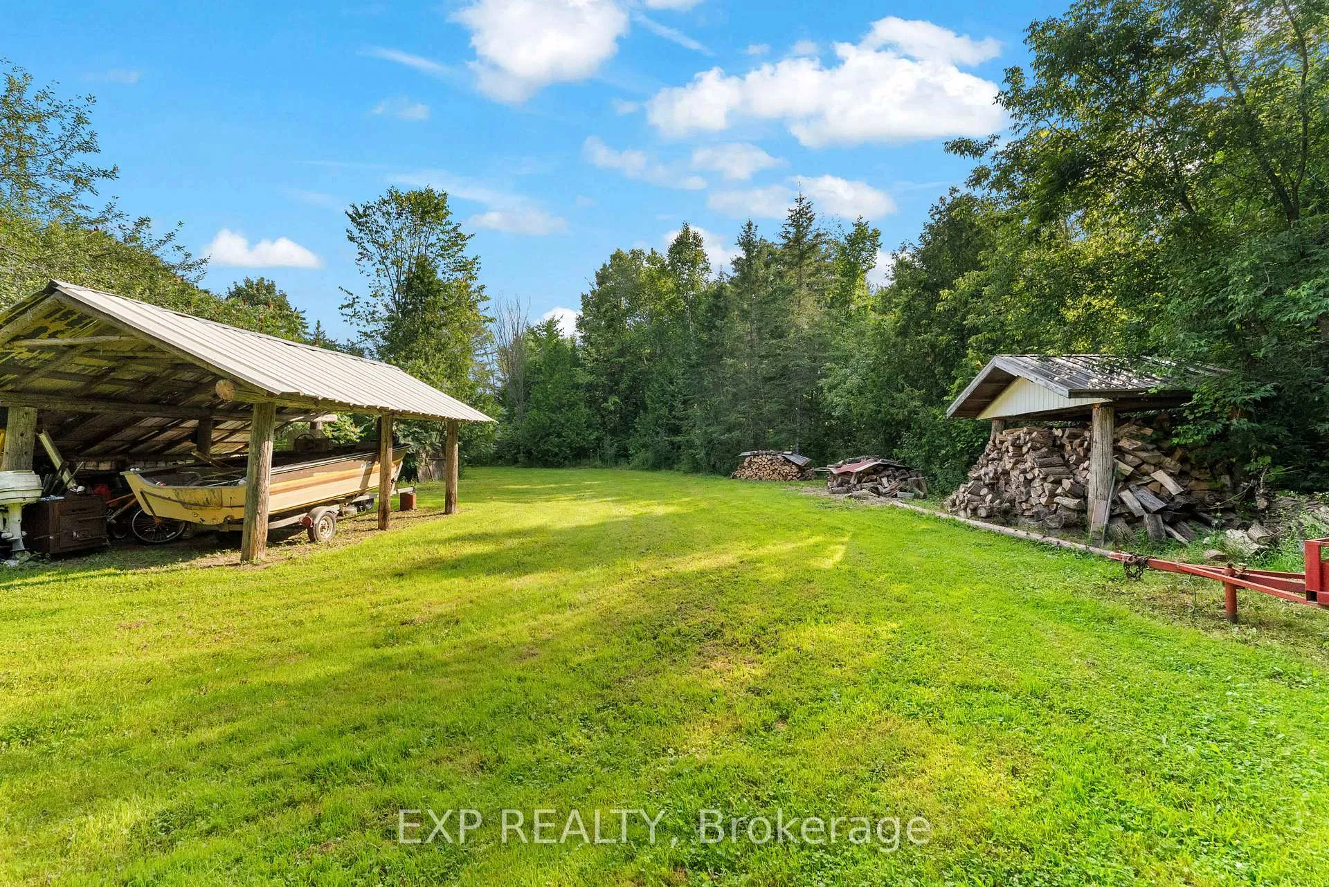 Photo 13 of 2427 Lochwinnoch Road, Horton, Horton Twp — HOMEH