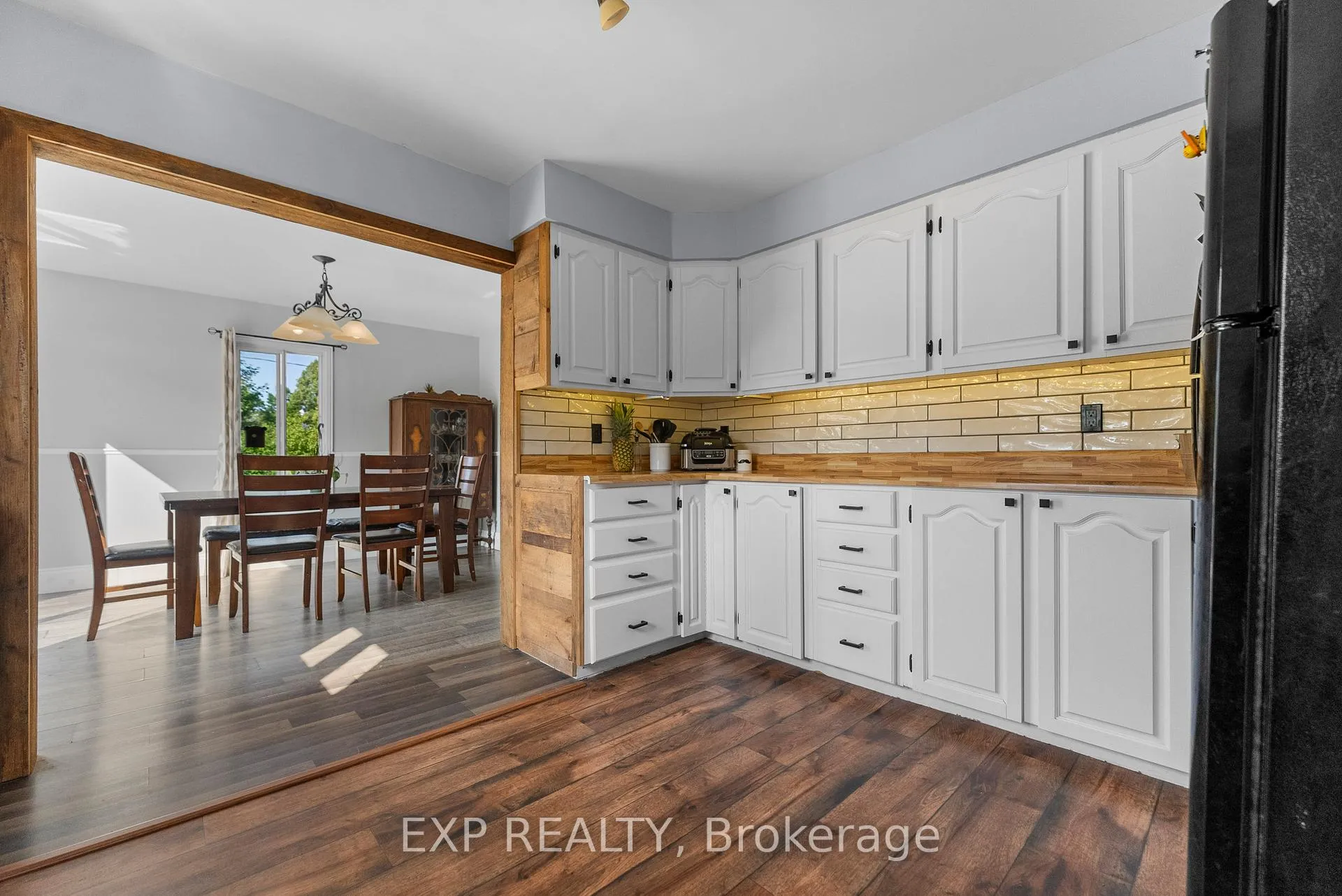 Photo 19 of 2427 Lochwinnoch Road, Horton, Horton Twp — HOMEH