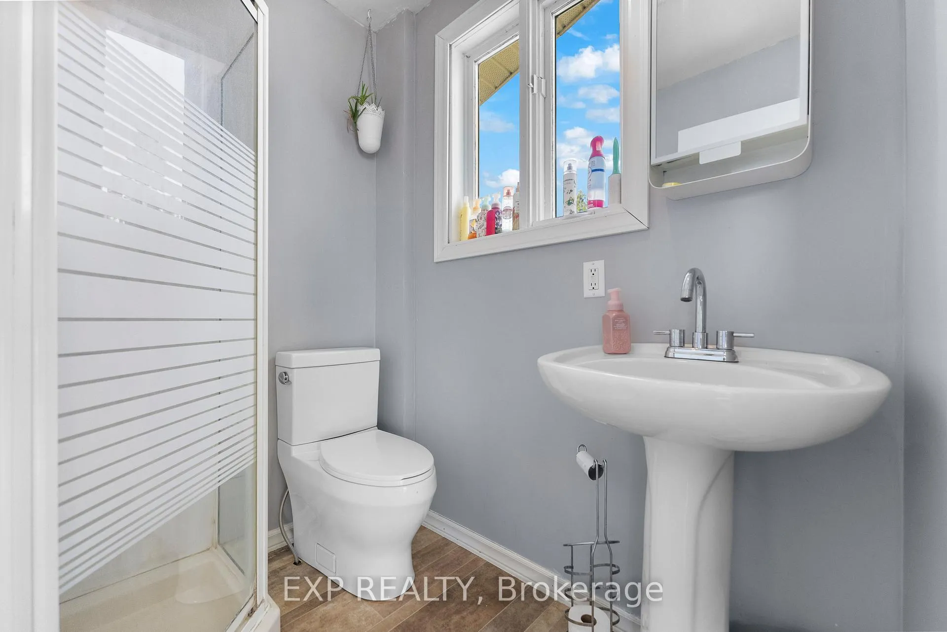 Photo 25 of 2427 Lochwinnoch Road, Horton, Horton Twp — HOMEH